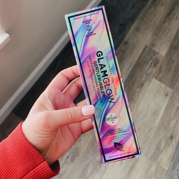 gentle bubble cleanser